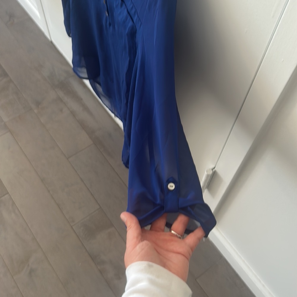 Bundle Of 2 Sheer 3-Button Henleys From Express - image 3